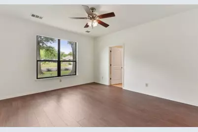 10104 Missel Thrush Drive, Austin, TX 78750 - Photo 10