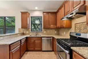 10104 Missel Thrush Dr, Austin, TX 78750 - Photo 6