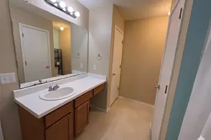 323 Precipice Way, Georgetown, TX 78626 - Photo 8