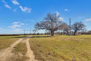 1949 FM619, Elgin, TX 78621 - Photo 34