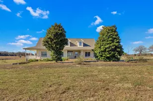 1949 FM619, Elgin, TX 78621 - Photo 2