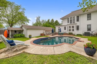 819 Hackberry Street, Taylor, TX 76574 - Photo 36