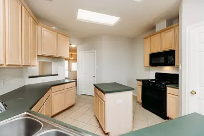 1506 Freestone Drive, Pflugerville, TX 78660 - Photo 8