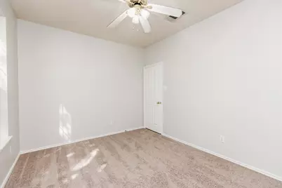 1506 Freestone Drive, Pflugerville, TX 78660 - Photo 14