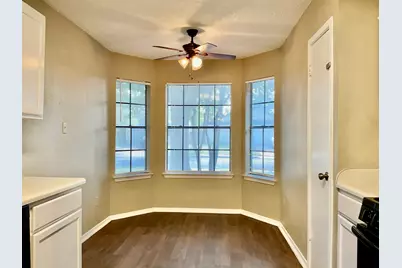2105 Balsam Way, Round Rock, TX 78665 - Photo 10