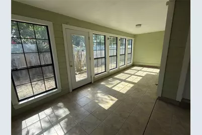 1915 Egger Avenue, Round Rock, TX 78664 - Photo 14