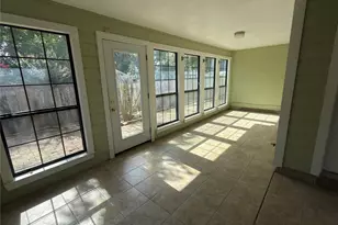 1915 Egger Ave, Round Rock, TX 78664 - Photo 14