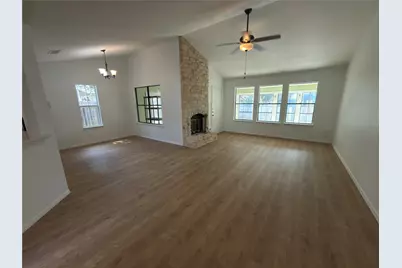 1915 Egger Avenue, Round Rock, TX 78664 - Photo 2