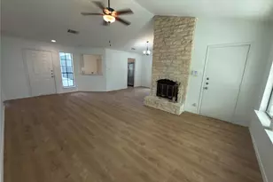 1915 Egger Ave, Round Rock, TX 78664 - Photo 4
