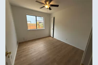 1915 Egger Avenue, Round Rock, TX 78664 - Photo 10