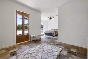 702 E Summit Dr, Spicewood, TX 78669 - Photo 14