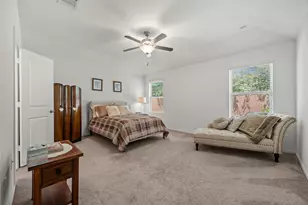 196 Jackson Blue Ln, Kyle, TX 78640 - Photo 14