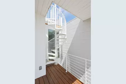 2016 Jesse E Segovia Street #A, Austin, TX 78702 - Photo 6
