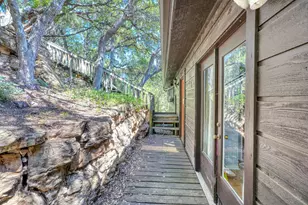 1013 Council St, Burnet, TX 78611 - Photo 4