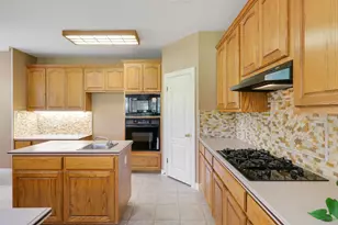 10608 Portrush Ct, Austin, TX 78747 - Photo 14