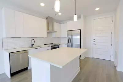 2220 Webberville Road #303, Austin, TX 78702 - Photo 8