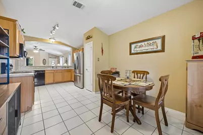 200 Bubbling Brook Drive, Hutto, TX 78634 - Photo 10