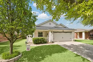 200 Bubbling Brook Dr, Hutto, TX 78634 - Photo 2