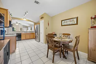 200 Bubbling Brook Dr, Hutto, TX 78634 - Photo 10