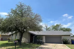 5504 Chadwyck Dr, Austin, TX 78723 - Photo 2