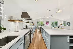 1800 W 10th St, Austin, TX 78703 - Photo 10