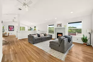 1800 W 10th St, Austin, TX 78703 - Photo 8