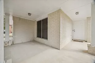 15311 Sweet Caddie's Dr, Pflugerville, TX 78660 - Photo 2