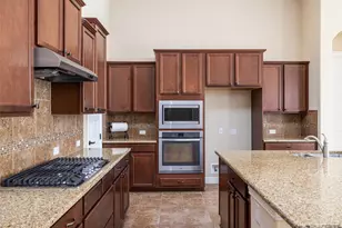 21301 Merveil Dr, Pflugerville, TX 78660 - Photo 8