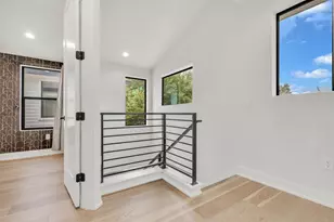 408 W Odell St, Austin, TX 78752 - Photo 14