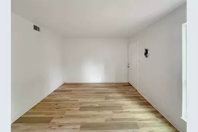 8611 Putnam Drive #104, Austin, TX 78757 - Photo 14