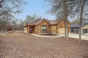 179 Keanahalululu Ln, Bastrop, TX 78602 - Photo 2