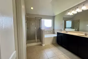 202 Emory Fields Dr, Hutto, TX 78634 - Photo 10