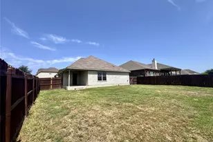 202 Emory Fields Dr, Hutto, TX 78634 - Photo 34