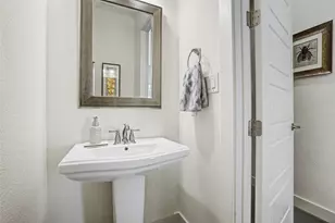 407 Forza Viola Way, Austin, TX 78738 - Photo 32