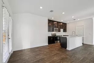 504 Elm Crk Dr, Hutto, TX 78634 - Photo 12