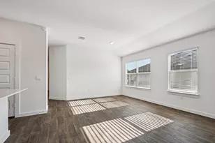 504 Elm Crk Dr, Hutto, TX 78634 - Photo 8