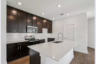 504 Elm Creek Drive, Hutto, TX 78634 - Photo 18