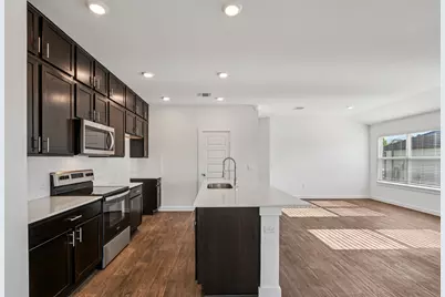 504 Elm Creek Drive, Hutto, TX 78634 - Photo 14