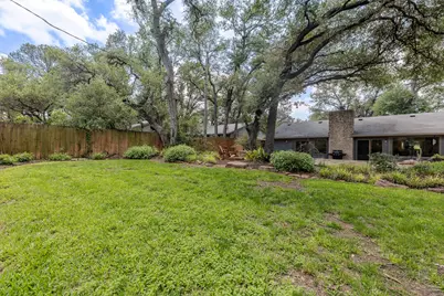 12907 Springvale Drive, Austin, TX 78729 - Photo 32