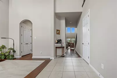 612 Cascada Lane, Round Rock, TX 78681 - Photo 2