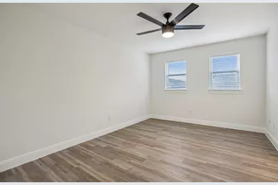 346 Webb Street, Smithville, TX 78957 - Photo 36