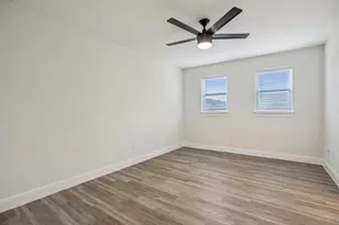 346 Webb St, Smithville, TX 78957 - Photo 36