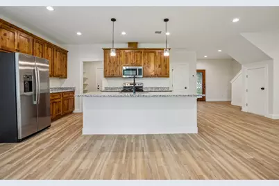 346 Webb Street, Smithville, TX 78957 - Photo 14