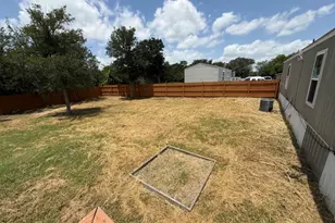 219 The Ranch Rd, Del Valle, TX 78617 - Photo 12