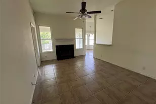 720 Brandi Cir, Kyle, TX 78610 - Photo 2