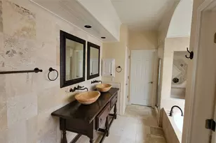 2832 Grimes Ranch Rd, Austin, TX 78732 - Photo 24