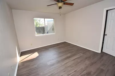 1126 Orchard Park Circle, Pflugerville, TX 78660 - Photo 6