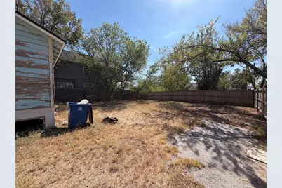 5001 Lott Avenue, Austin, TX 78721 - Photo 6