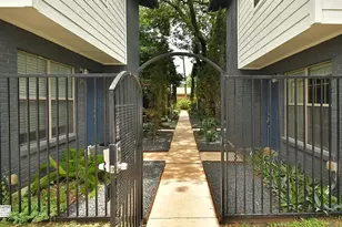 2101 Polaris Ave, Austin, TX 78757 - Photo 2