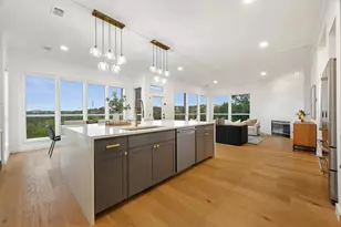 5000 Valburn Ct, Austin, TX 78731 - Photo 12